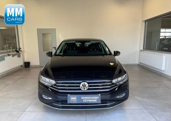 Volkswagen Passat cena 116850 przebieg: 66042, rok produkcji 2019 z Zabrze małe 497